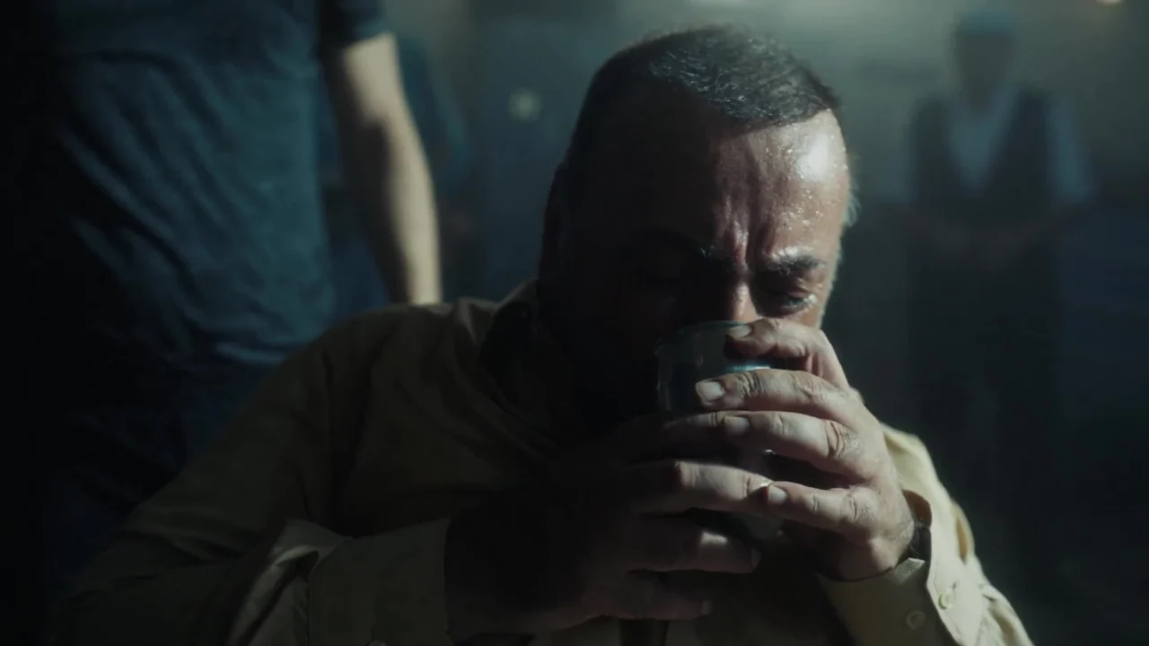Кадры из сериала Сон Эшрефа / Мечта Эшрефа (2025)